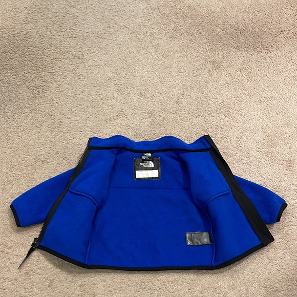 Infant Denali Jacket. No stains. In good shape. - Picture 4 of 4